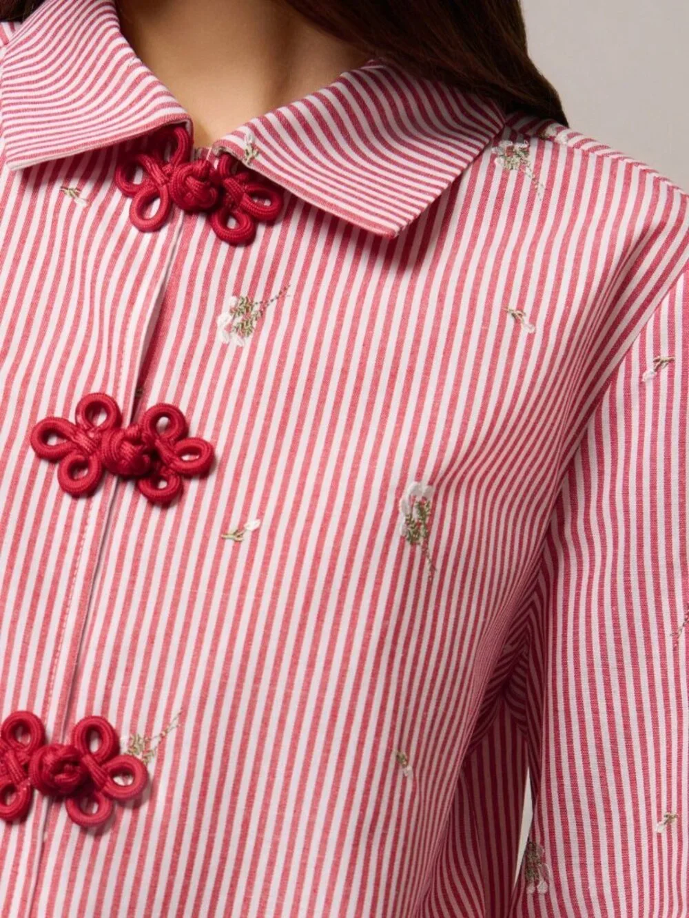 Red Casual Women's Loose Blouse with Front Buttons - Picture 6 of 6
